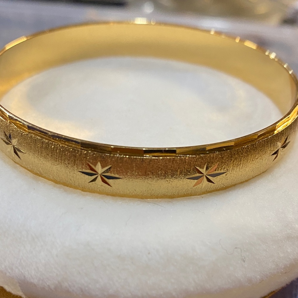 Vintage Monet Gold Bangle Bracelet